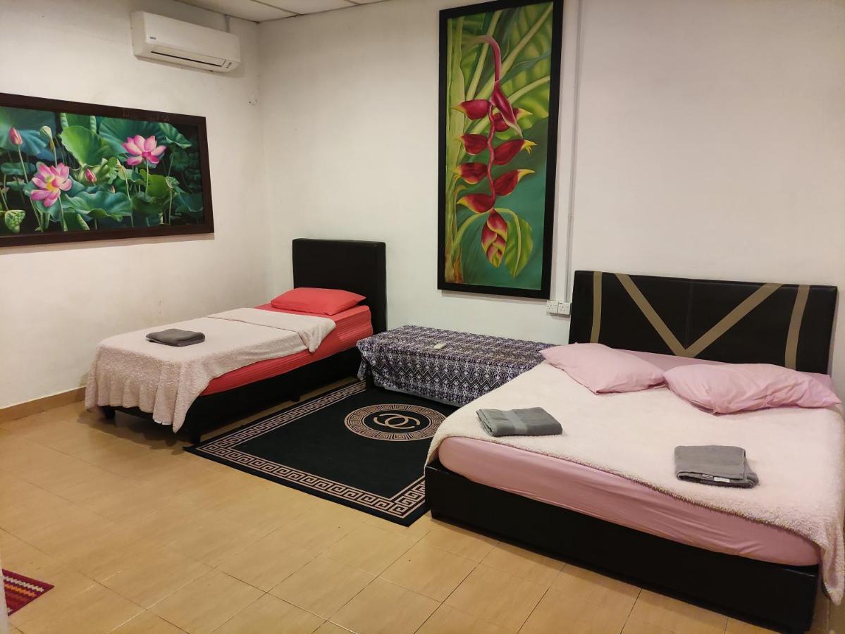 Kencana Guest House Pantai Cenang  Esterno foto