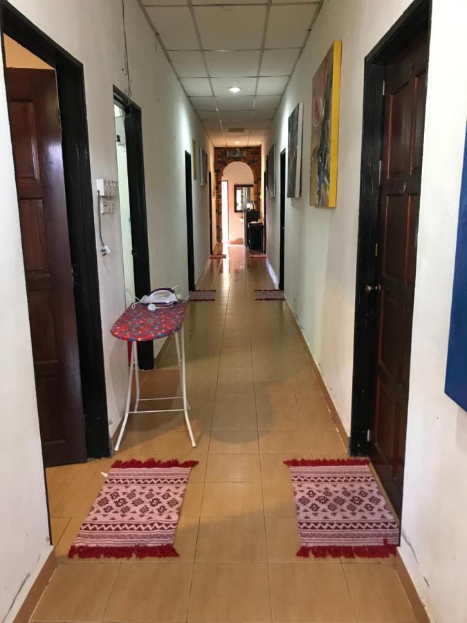 Kencana Guest House Pantai Cenang  Esterno foto